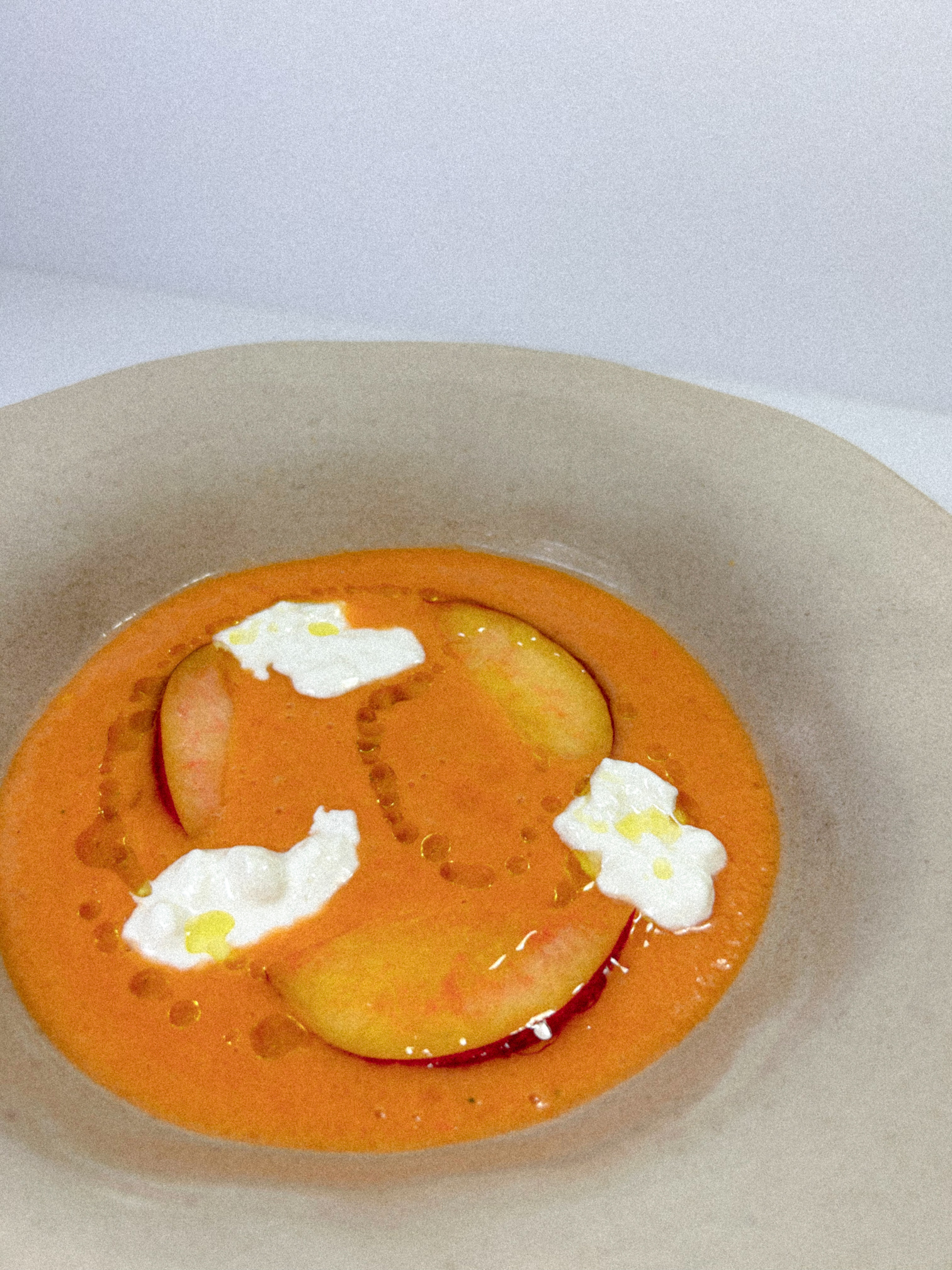 Gazpacho de nectarinas asadas